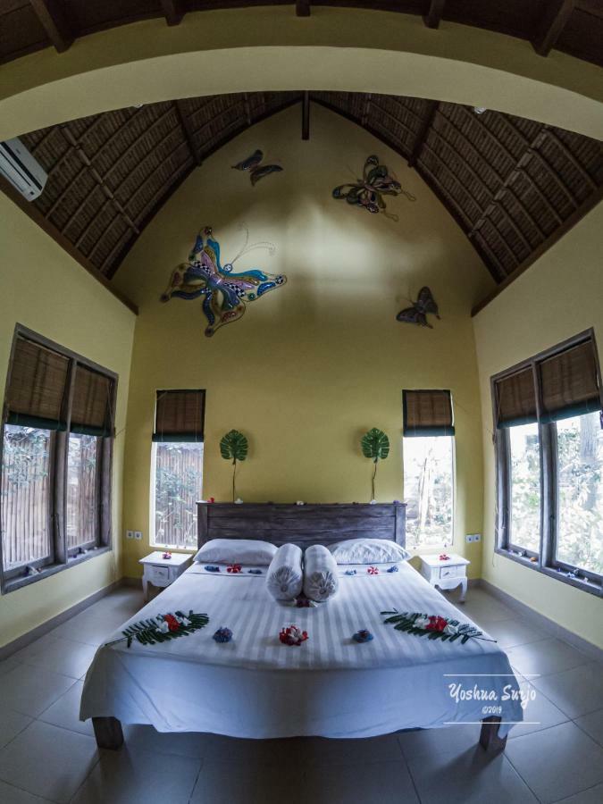 Kuda Laut Bungalows & Diving ペムテラン エクステリア 写真